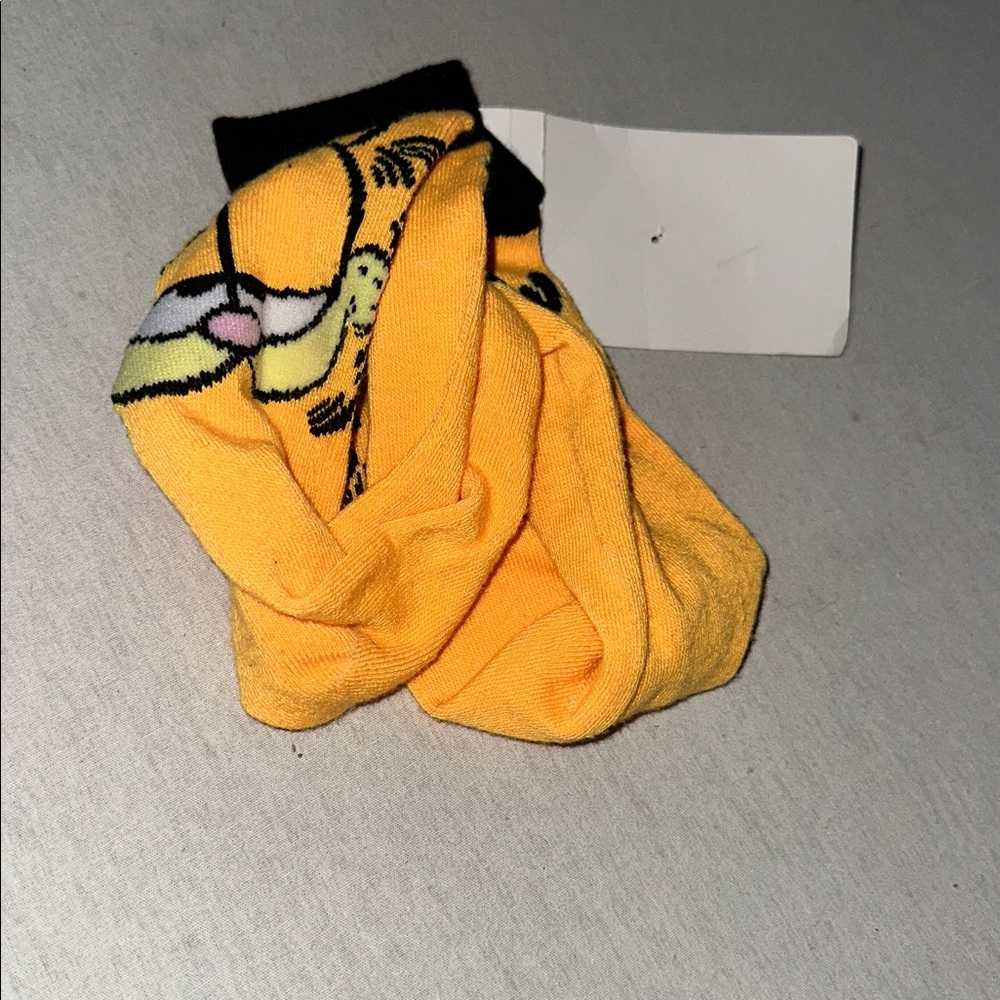 Vintage Kids OSFM Garfield Socks.